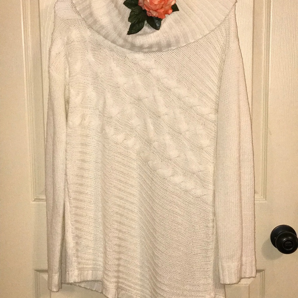 NEW DIRECTIONS Stunning Cream Sweater SIZE L LN